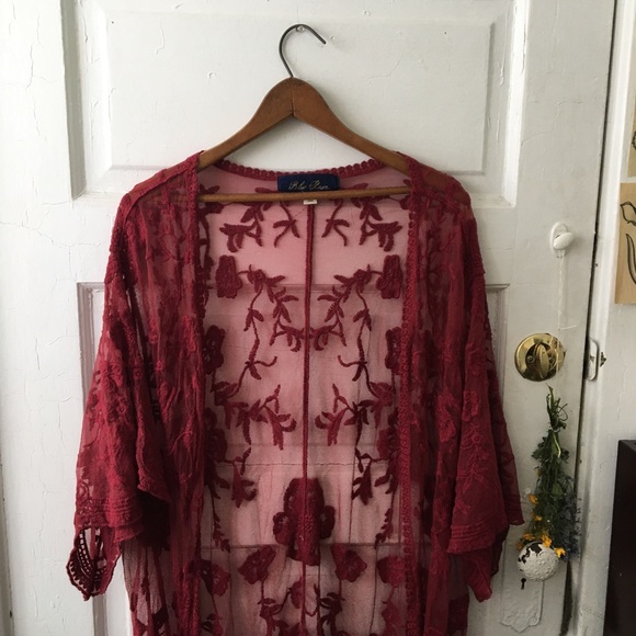 🌼Blue Rain Lacey Maroon robe - Picture 5 of 11
